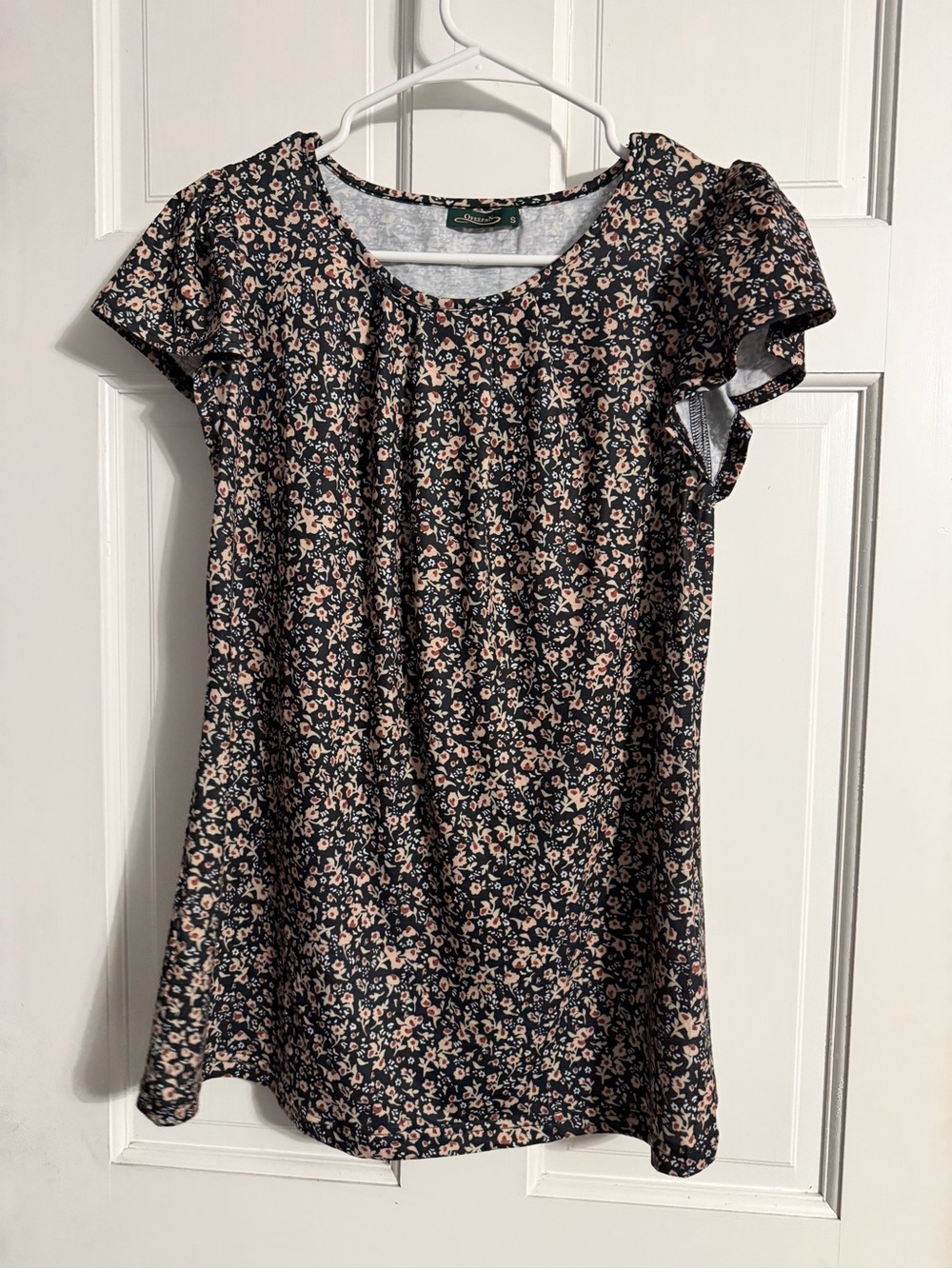 Women's Navy Floral Short-Sleeve Blouse